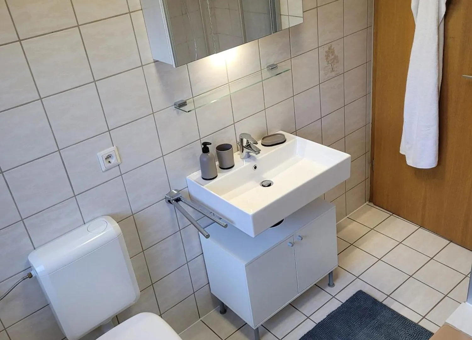 Fewo - Klein Aber Fein, 1-3 Personen, Souterrain Rodental 0*,  Germany
